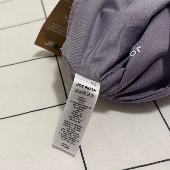 Joe fresh Lilac Sports Bra size Medium - Picture 5 of 5